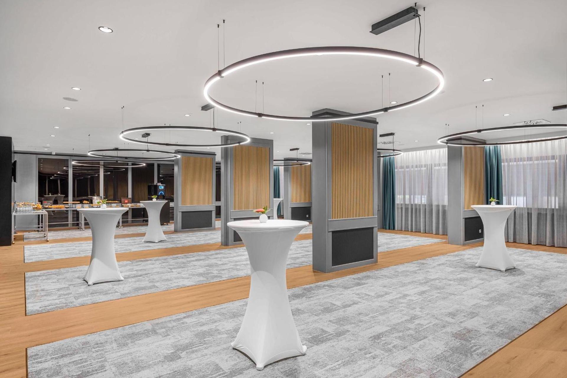 Danubius Hotel Hungaria City Center - Photo 16