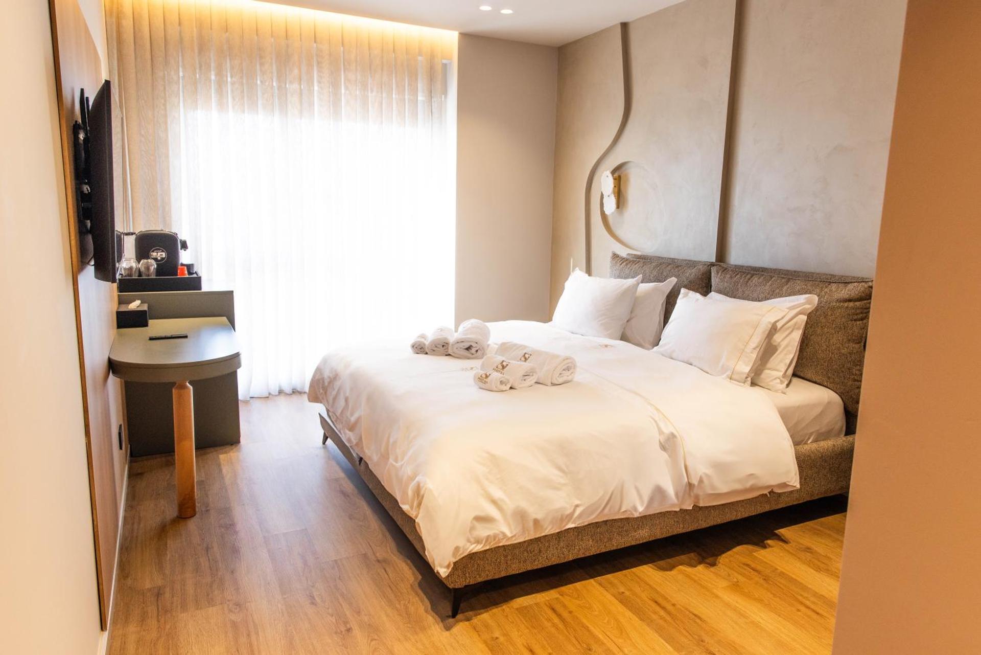 Si Hotel Tirana - Photo 73