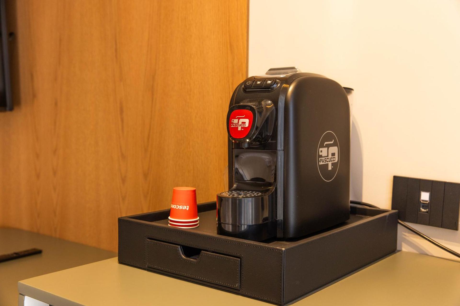 Si Hotel Tirana - Photo 82