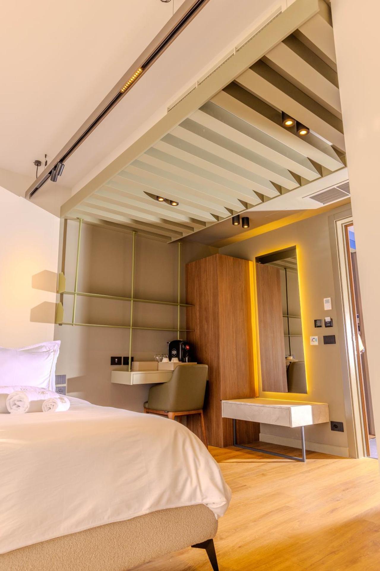 Si Hotel Tirana - Photo 64