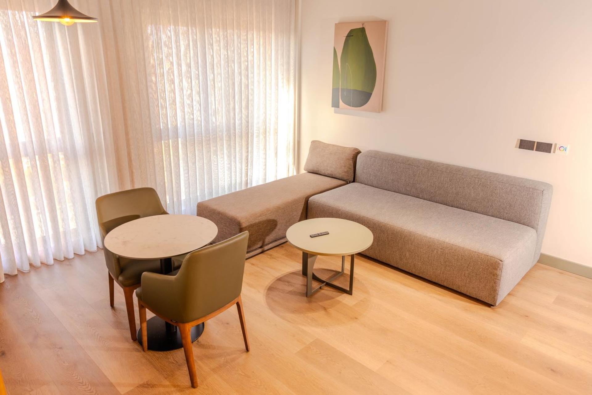 Si Hotel Tirana - Photo 58