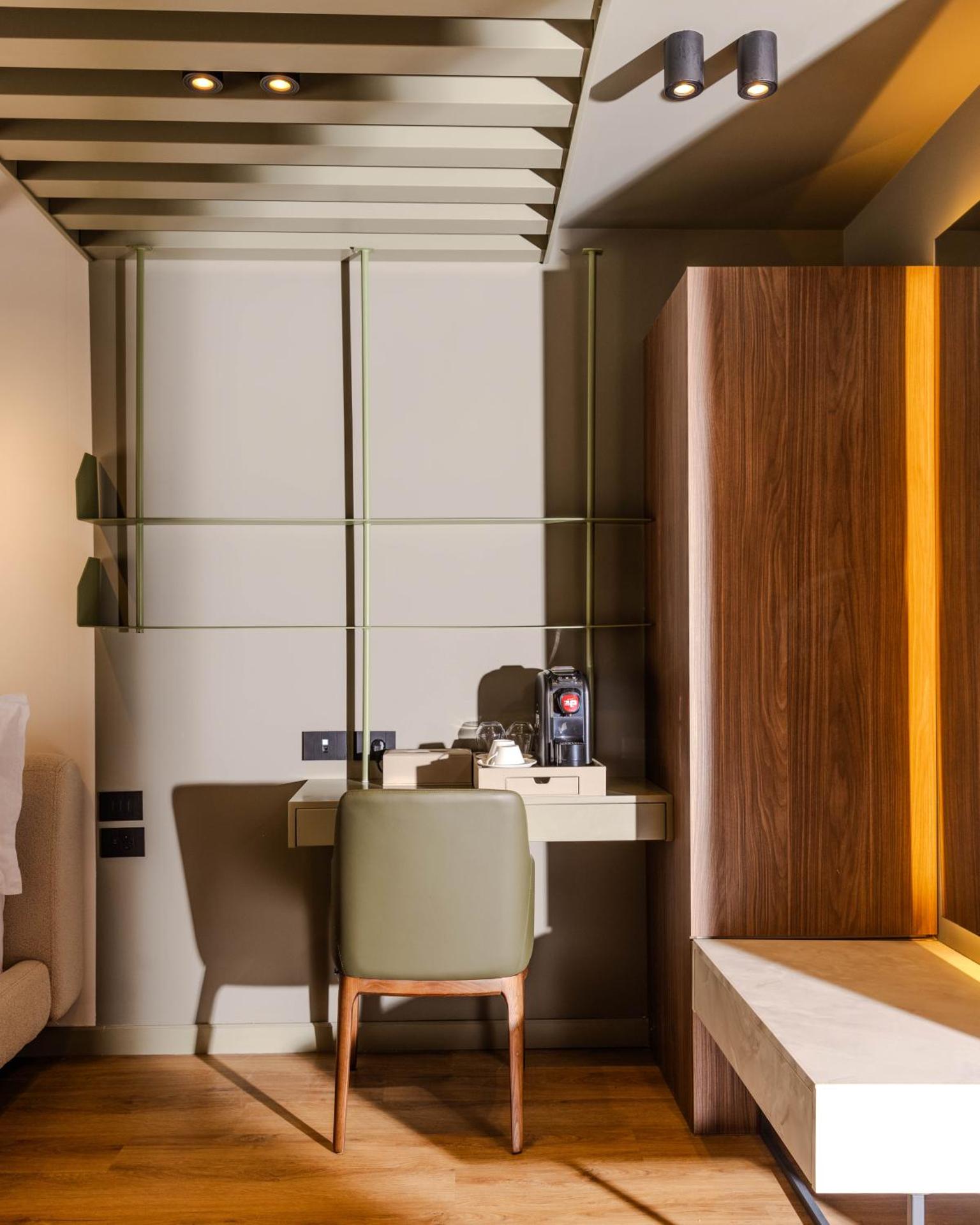 Si Hotel Tirana - Photo 65