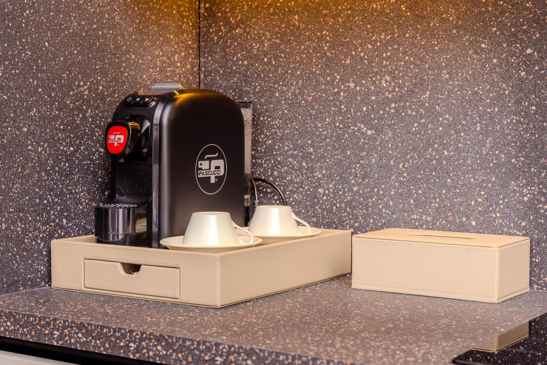 Si Hotel Tirana - Photo 14