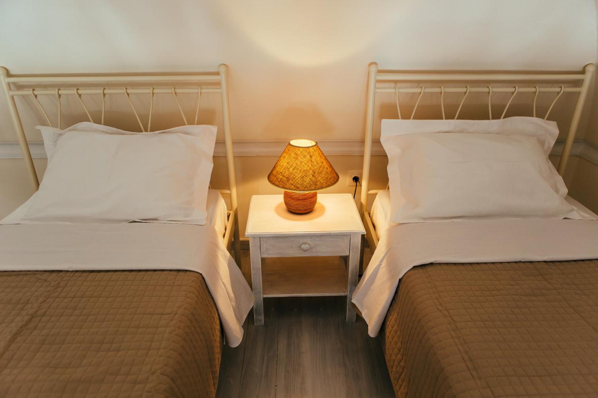 Day One Fira Mansion - Photo 28