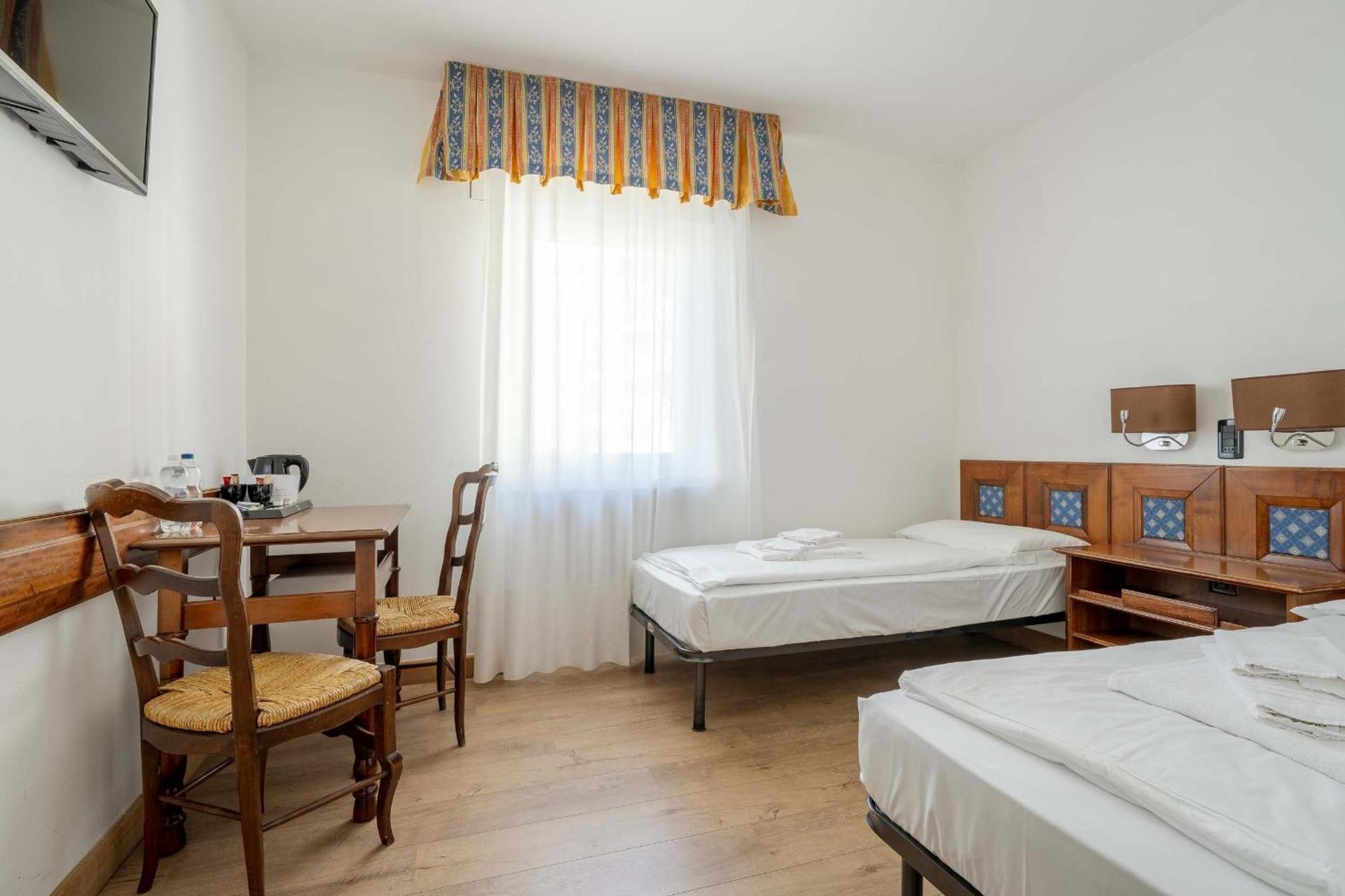 Hotel Olimpia - Photo 34