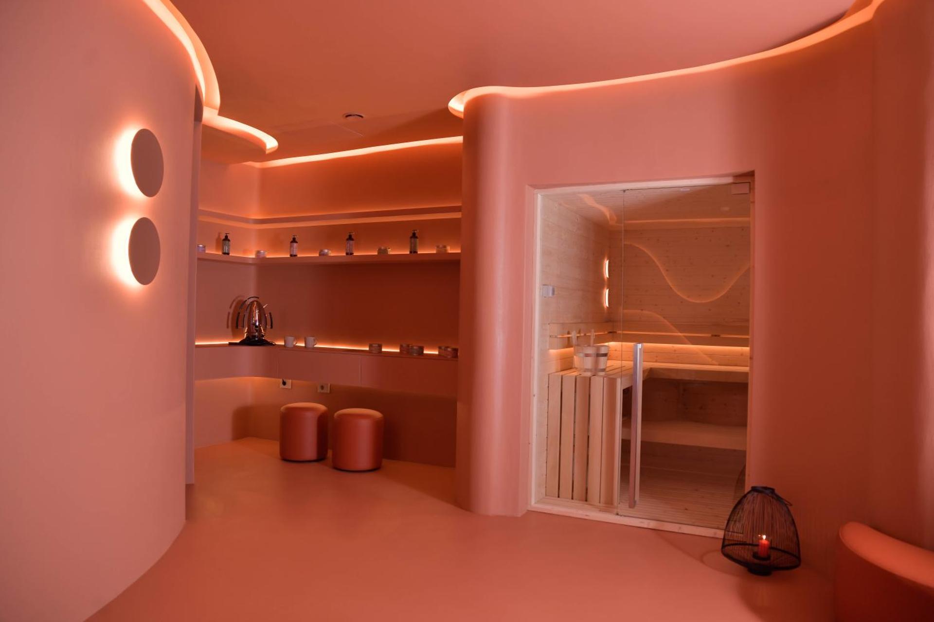 Hi Hotel Bari - Photo 34