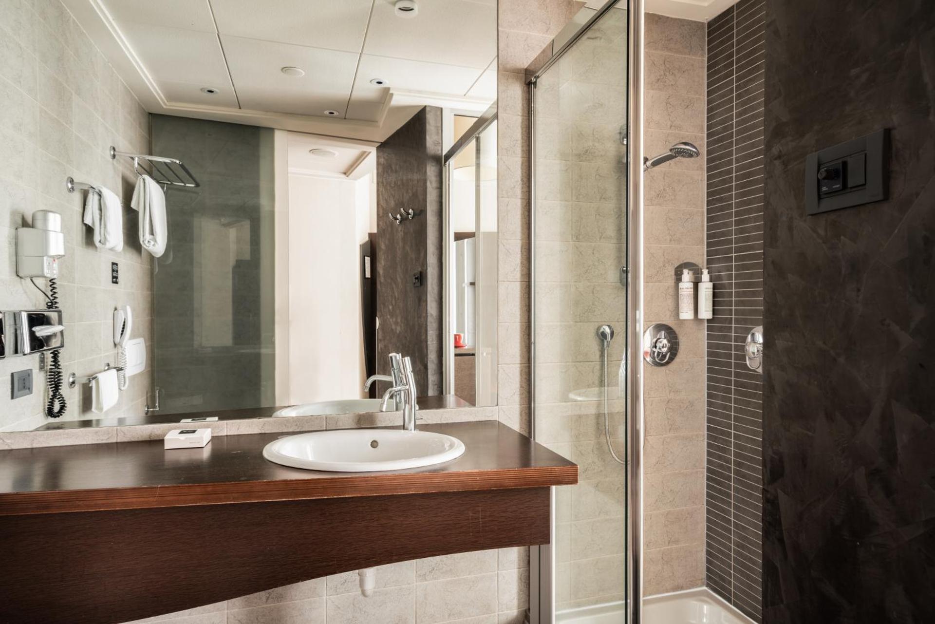 Hi Hotel Bari - Photo 21