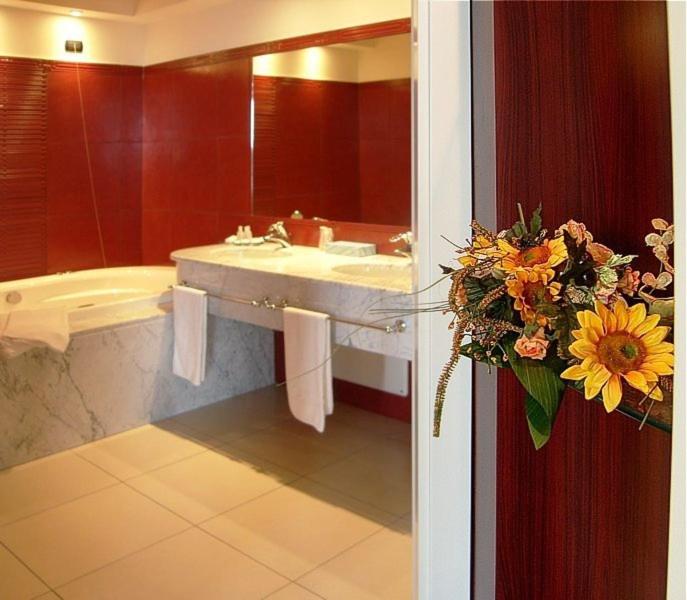 Cefalù Sea Palace - Photo 56