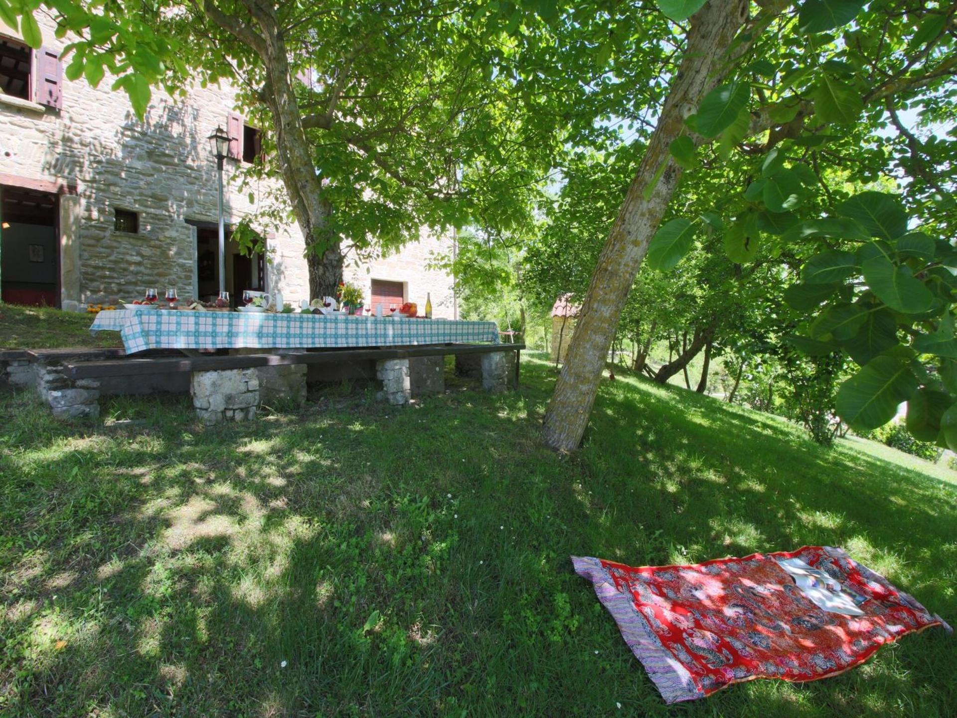 Farmhouse in Apecchio with Swimming Pool, Terrace, Garden - Photo 105