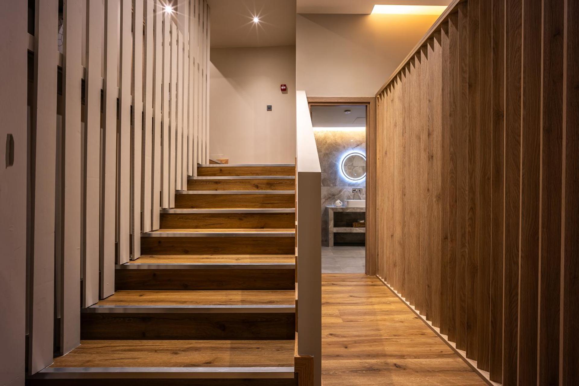 Bliss Luxury Apartments - Photo 8