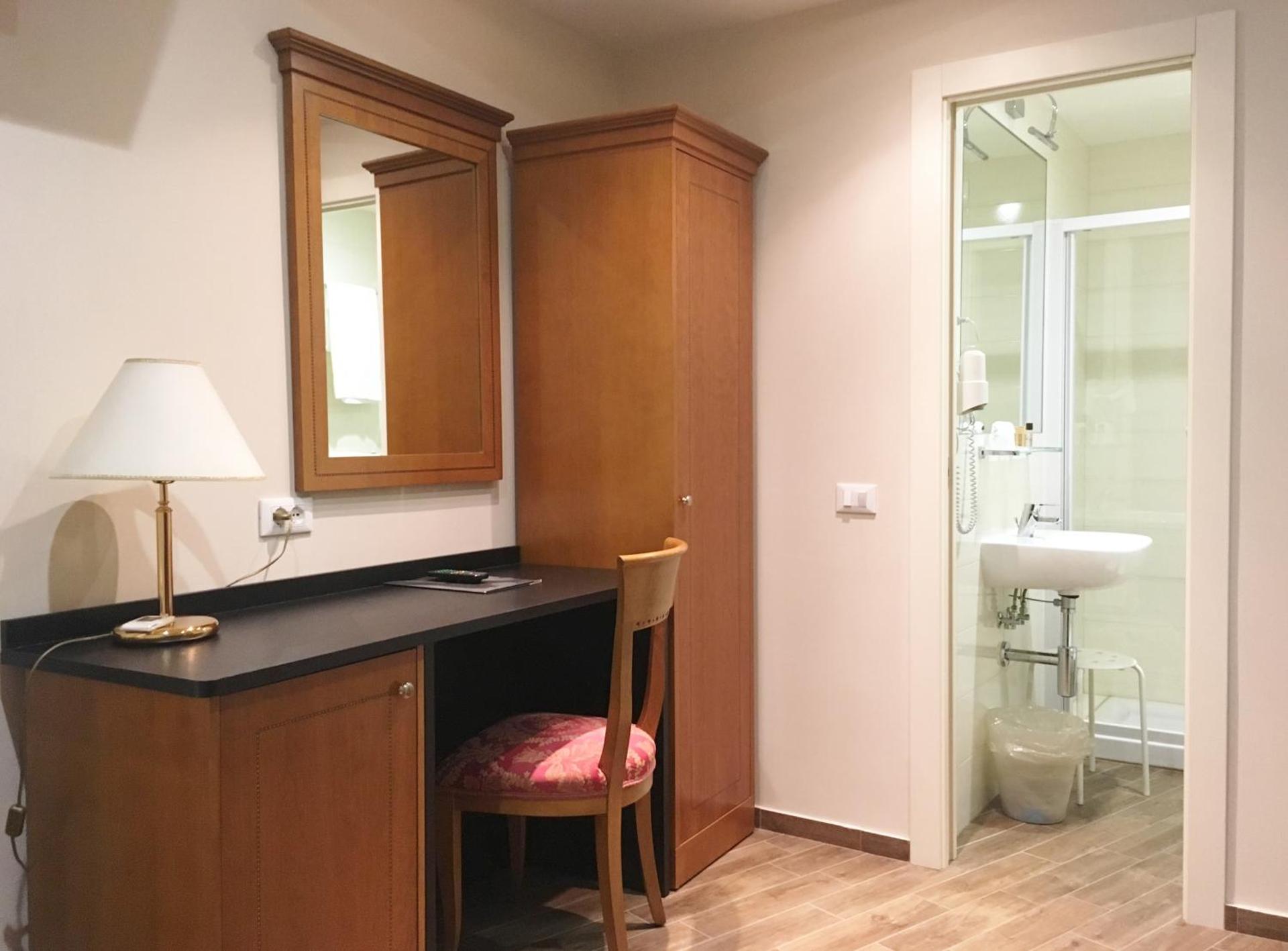 Hotel Excelsior Pavia - Photo 30