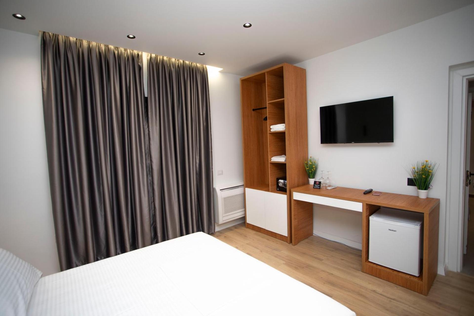 Villa Klaus Center Hotel - Photo 34