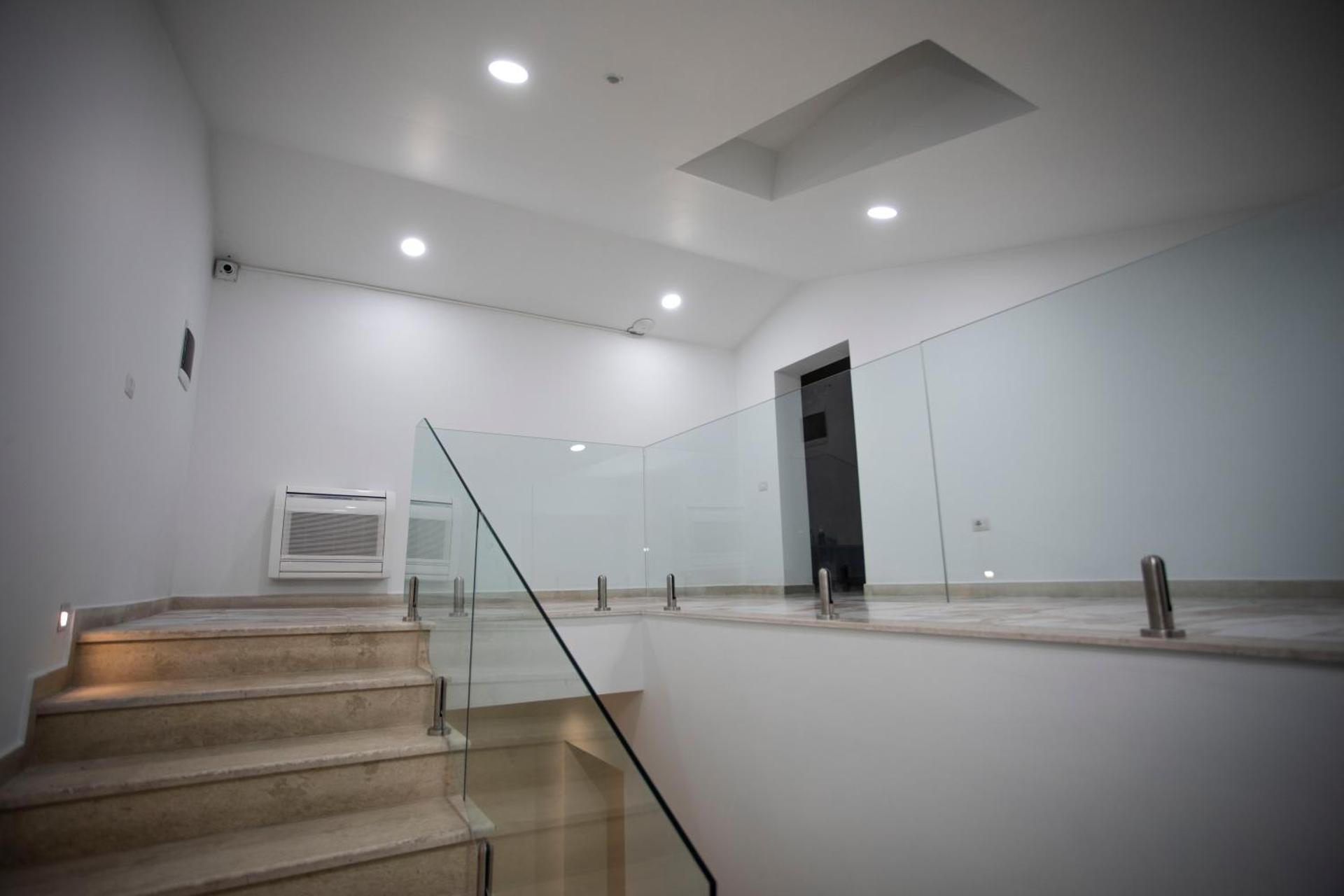 Villa Klaus Center Hotel - Photo 25