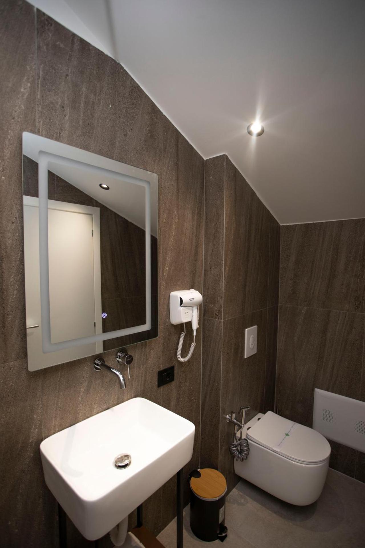 Villa Klaus Center Hotel - Photo 42