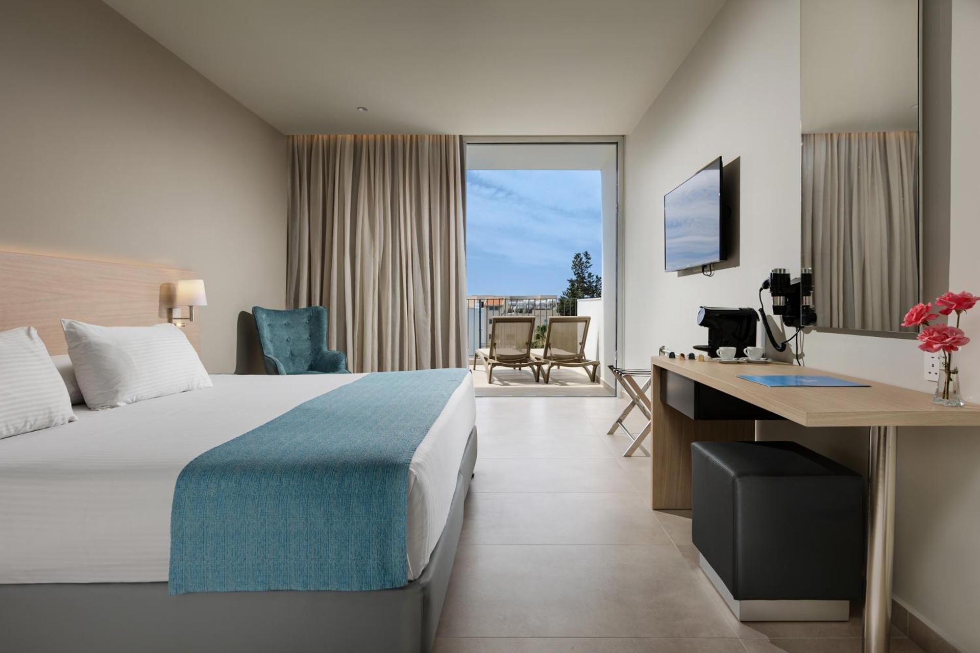 Mayfair Hotel - Photo 49