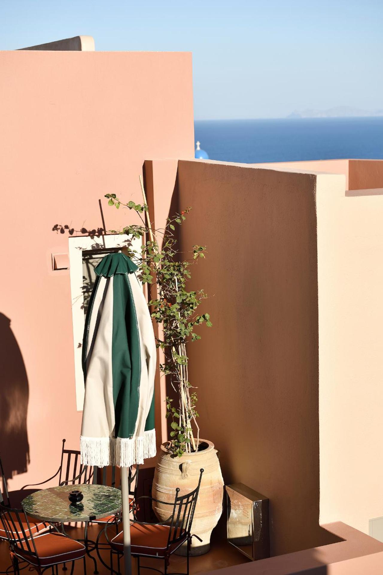  Patio Grand Suite with Inner Courtyard View