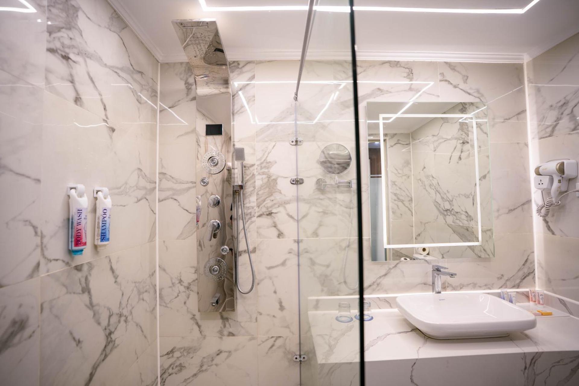 Bellagio Beach Resort & Spa - Photo 136