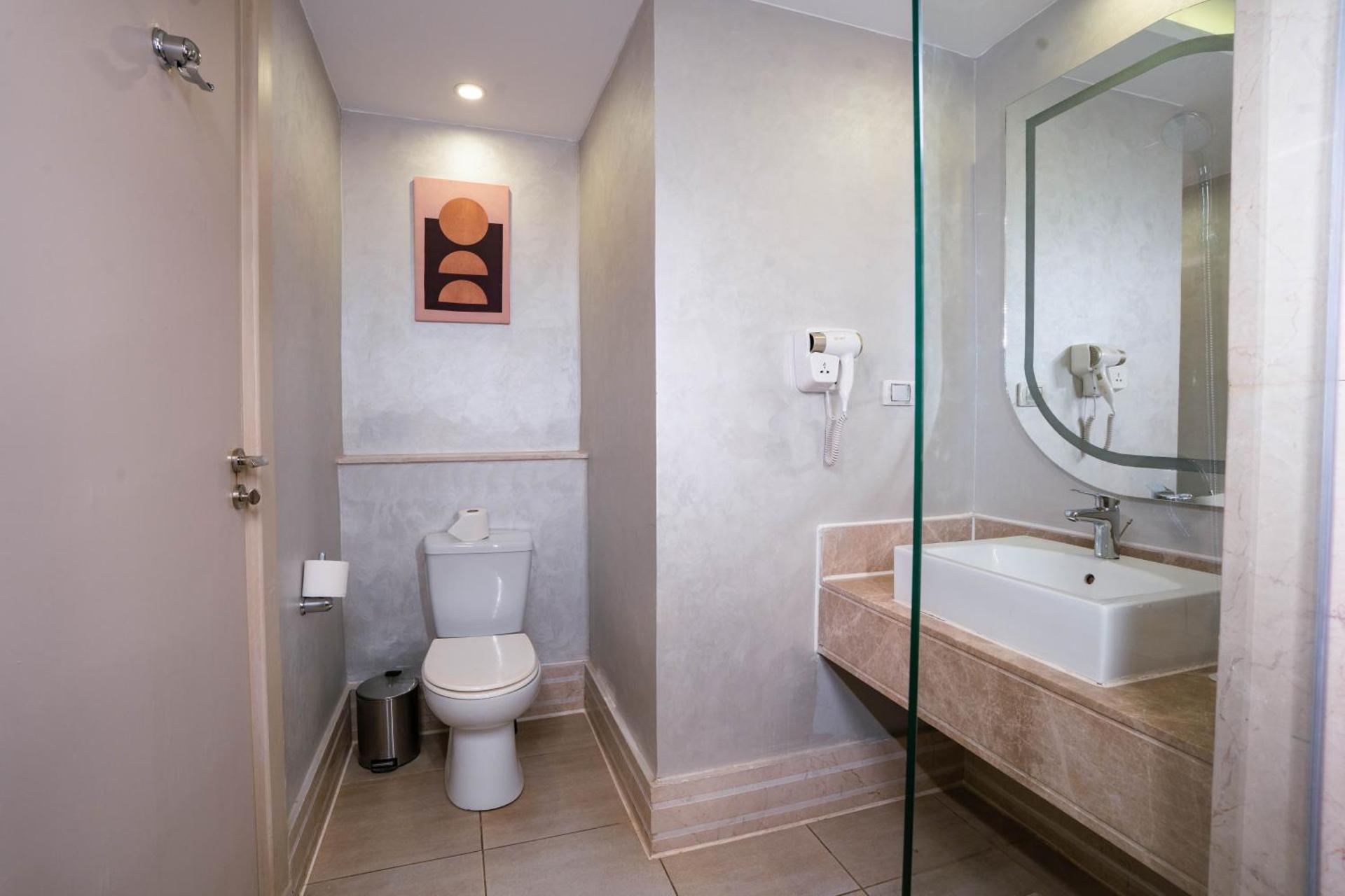 Bellagio Beach Resort & Spa - Photo 111