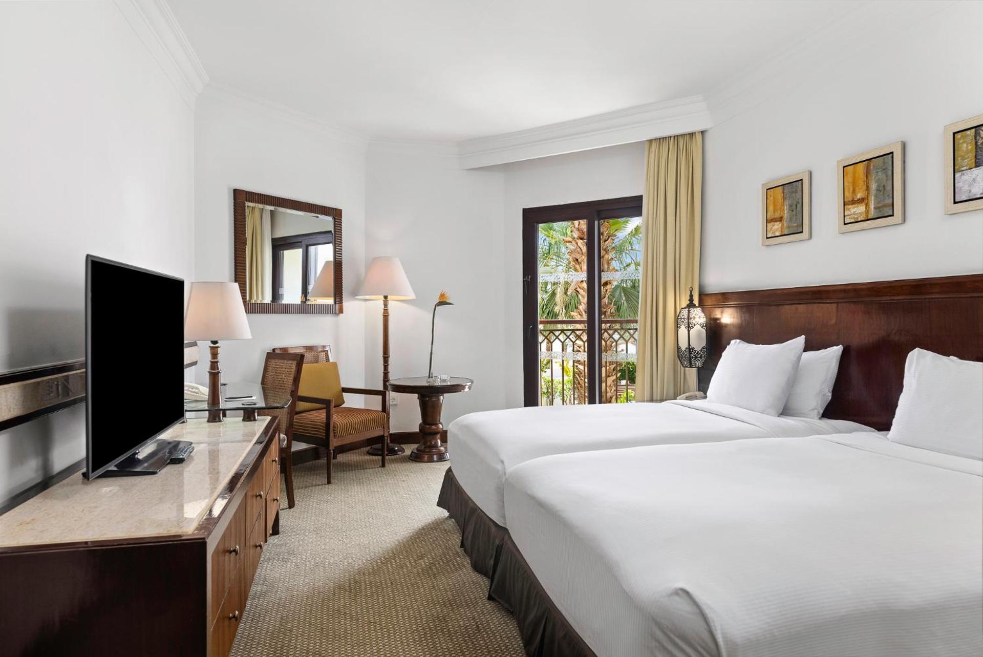 Hilton Luxor Resort & Spa - Photo 27