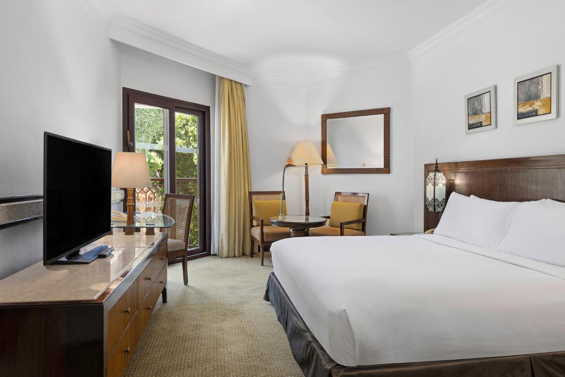 Hilton Luxor Resort & Spa - Photo 41