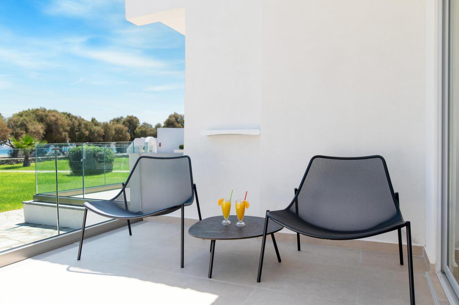 Atlantis Hotel - Photo 87