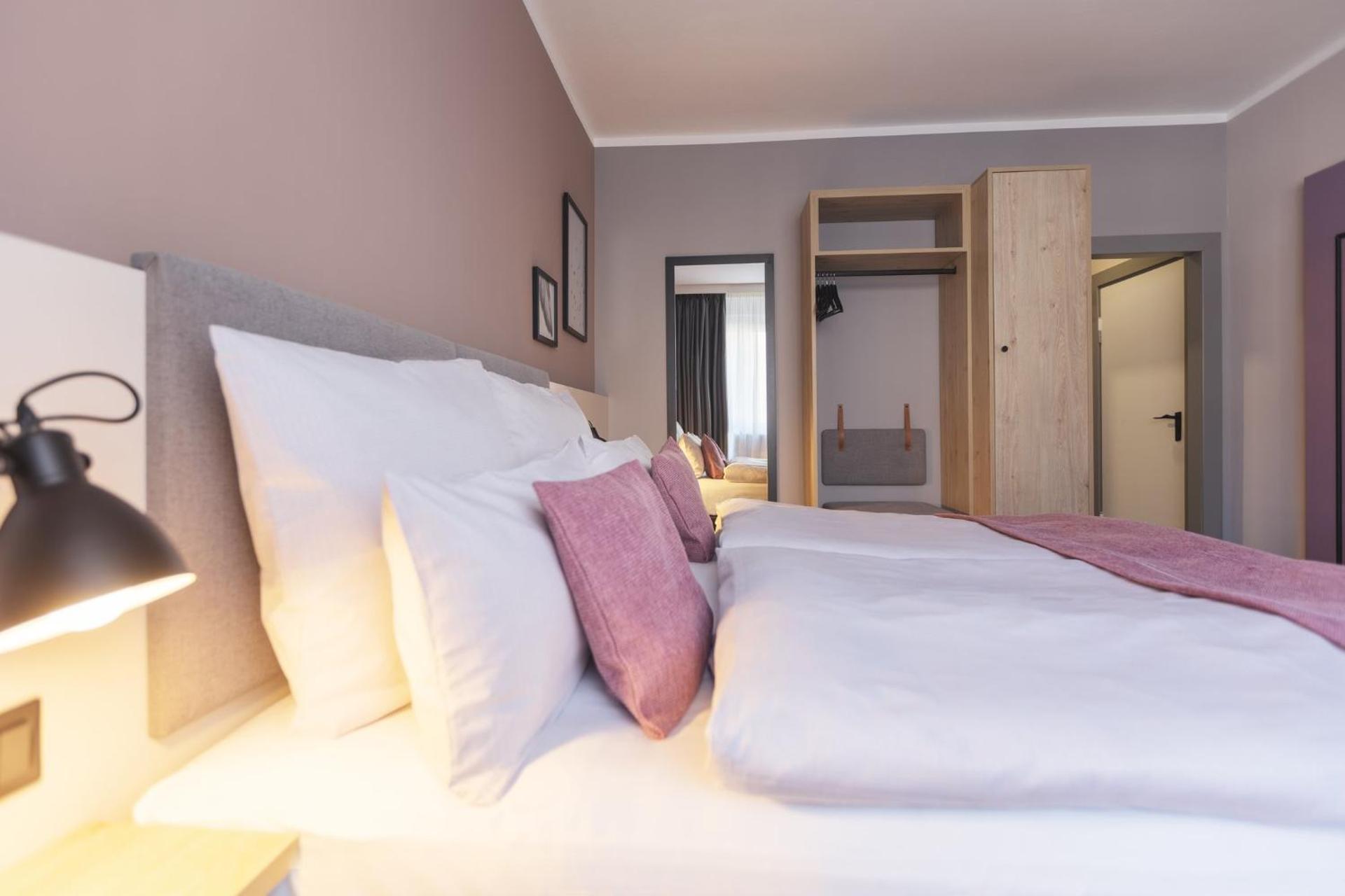 Garner Hotel Berlin - Ku'Damm by IHG - Photo 2
