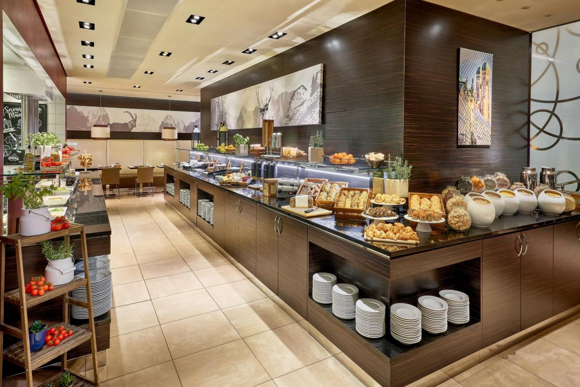 Four Points by Sheraton Munich Arabellapark - Photo 11