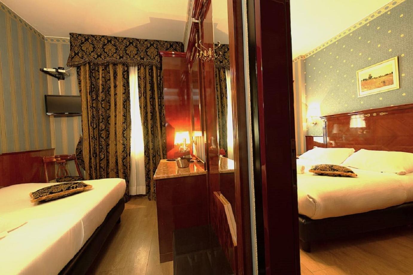 Hotel Vittoria - Photo 6