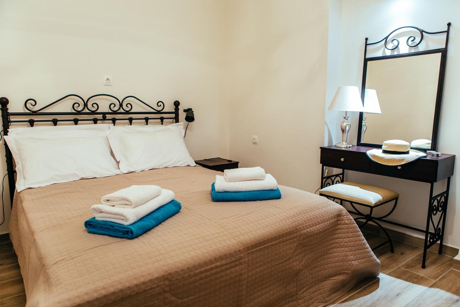 Day One Fira Mansion - Photo 48