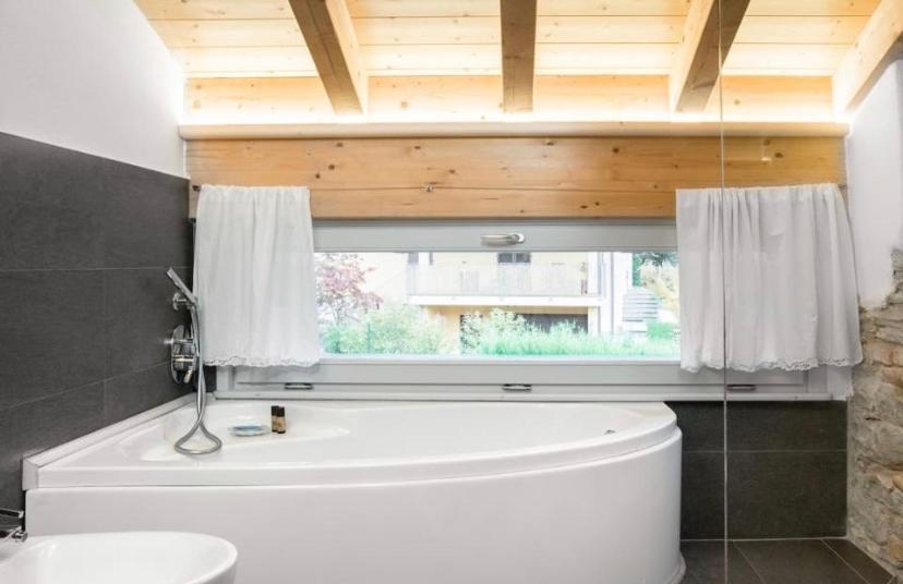 A casa di Sophi Lago Maggiore Private outdoor Sauna - Photo 12