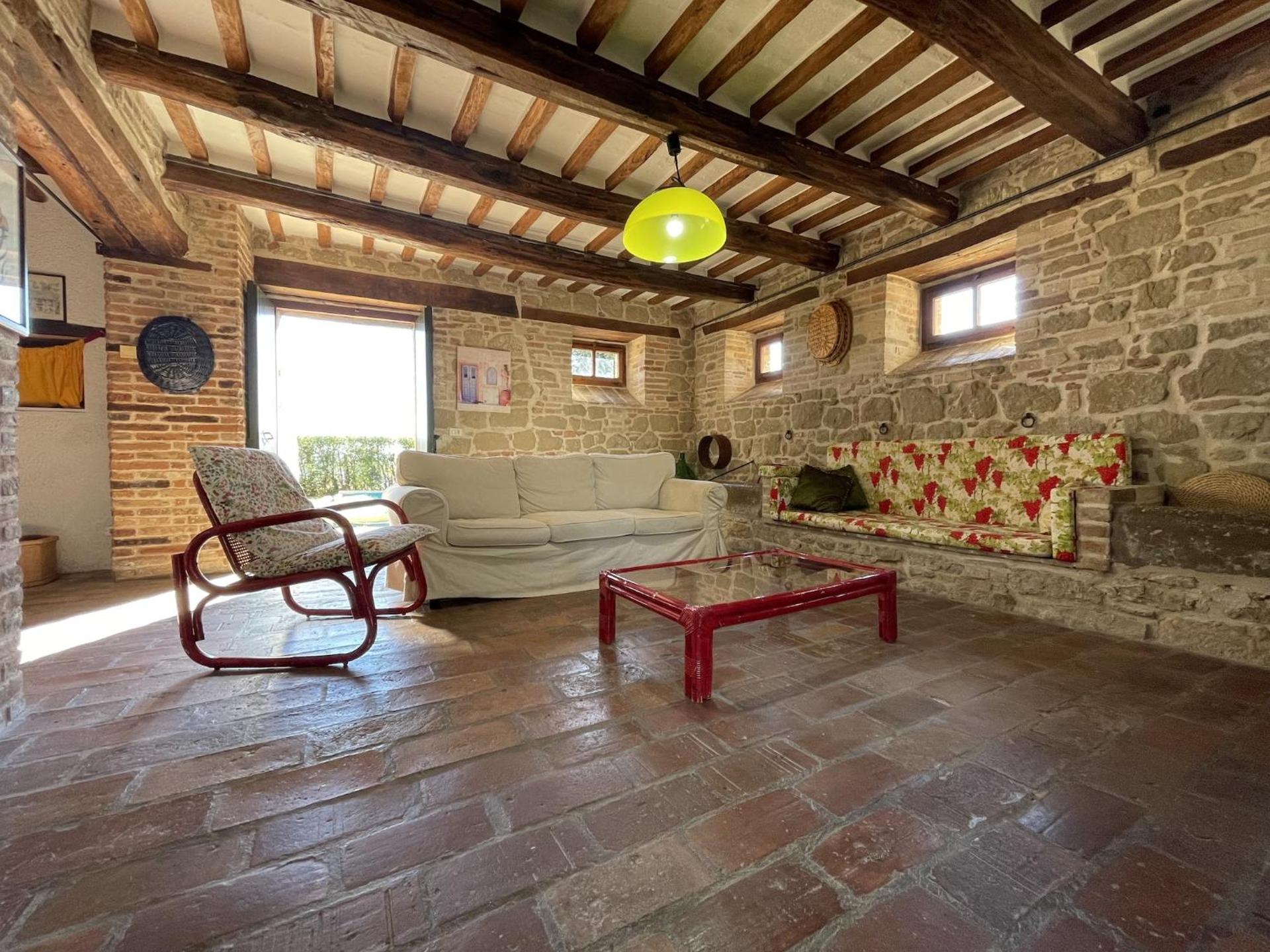 Countryside Villa in Amandola with Swimming Pool - Photo 17