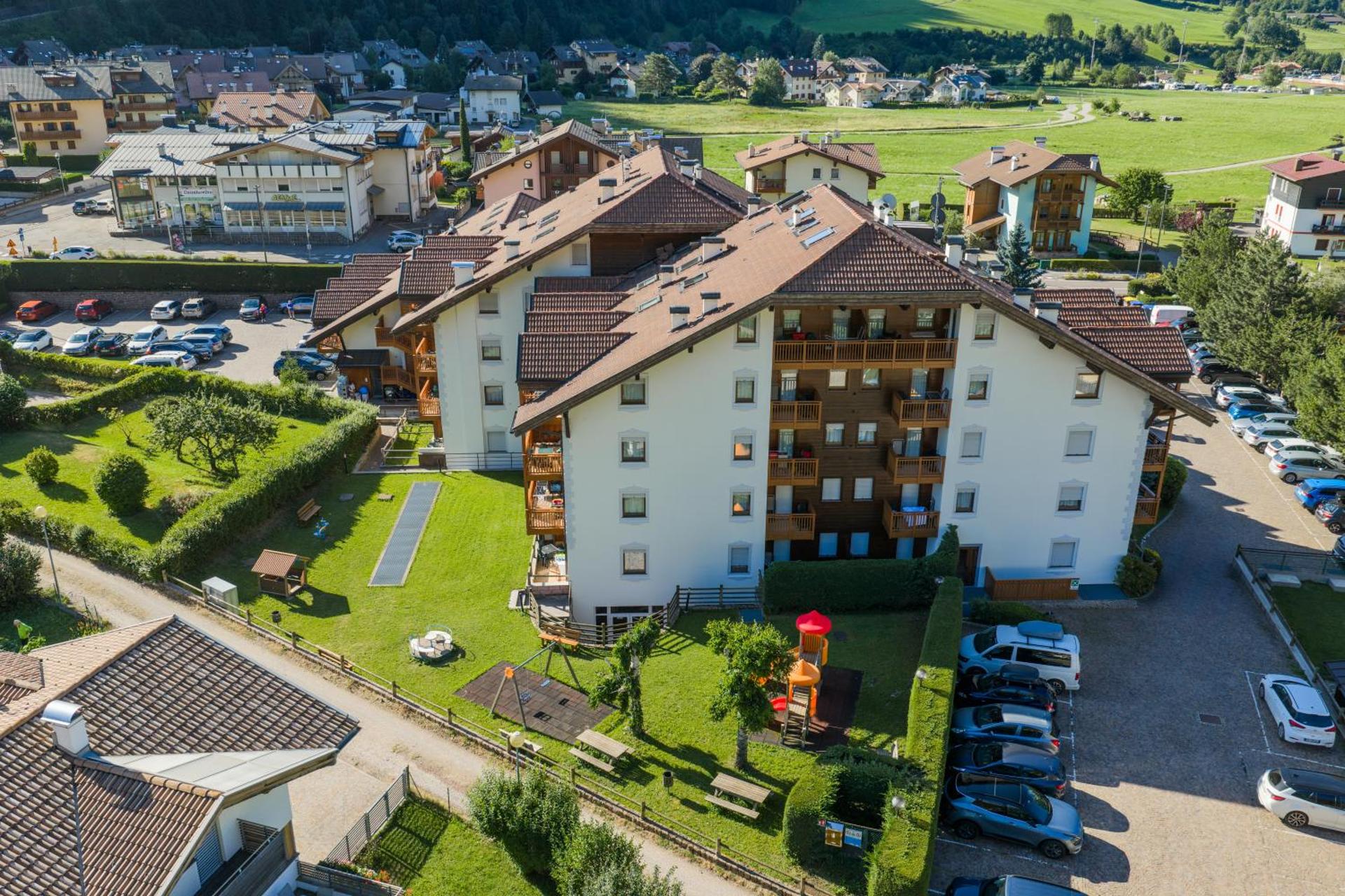 Aparthotel Majestic - Photo 82