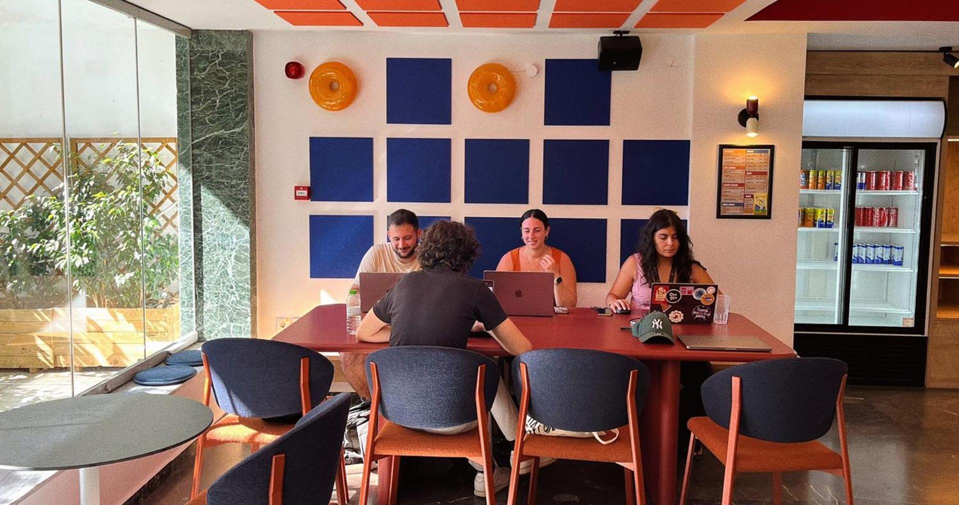 Yellowsquare Athens - Photo 14