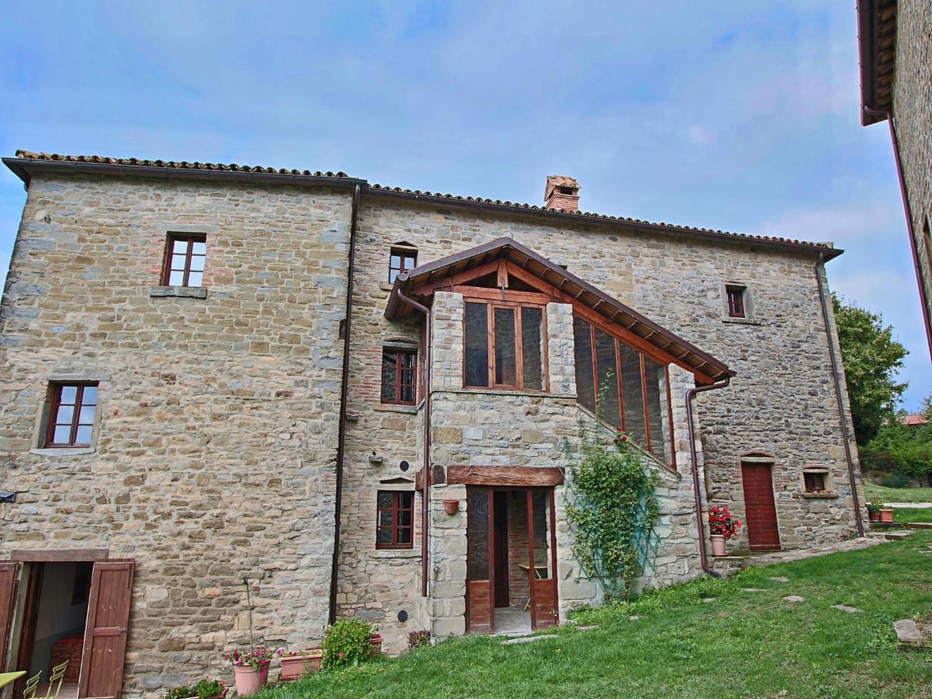 Spacious Farmhouse in Apecchio with Pool - Photo 23