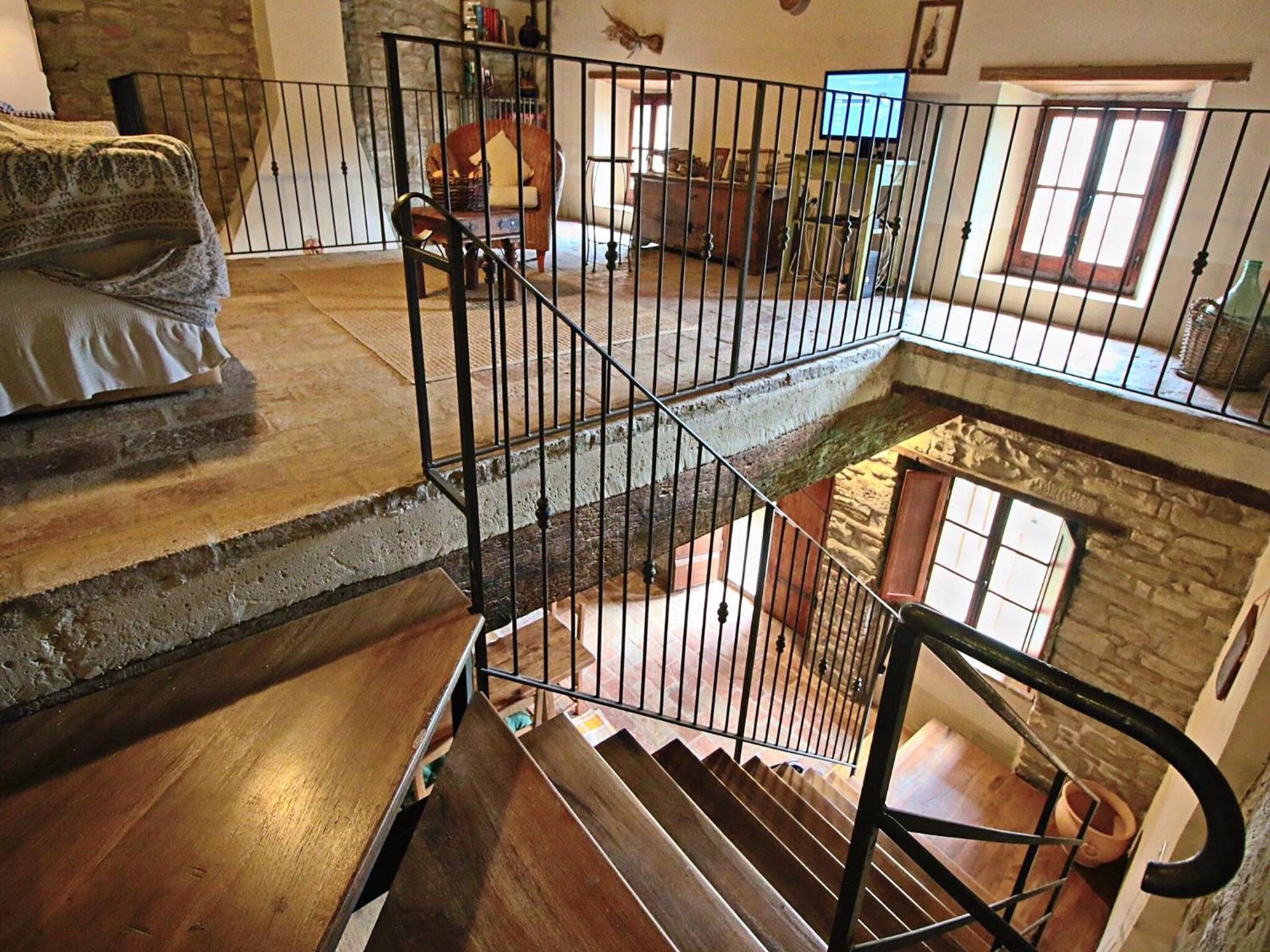 Spacious Farmhouse in Apecchio with Pool - Photo 21