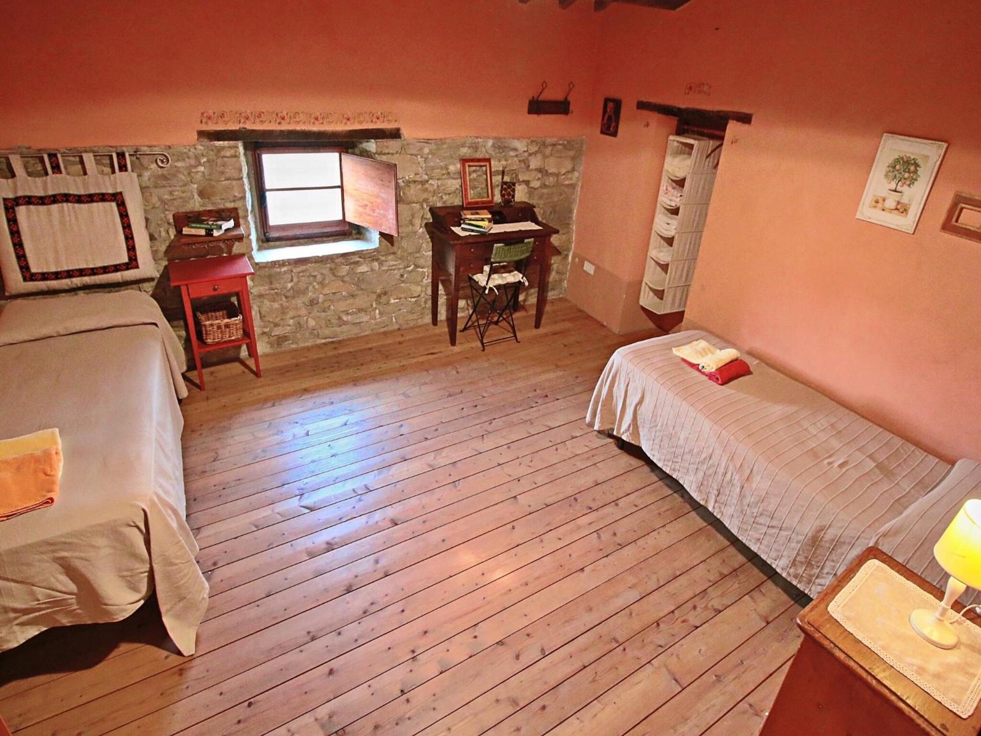 Spacious Farmhouse in Apecchio with Pool - Photo 40