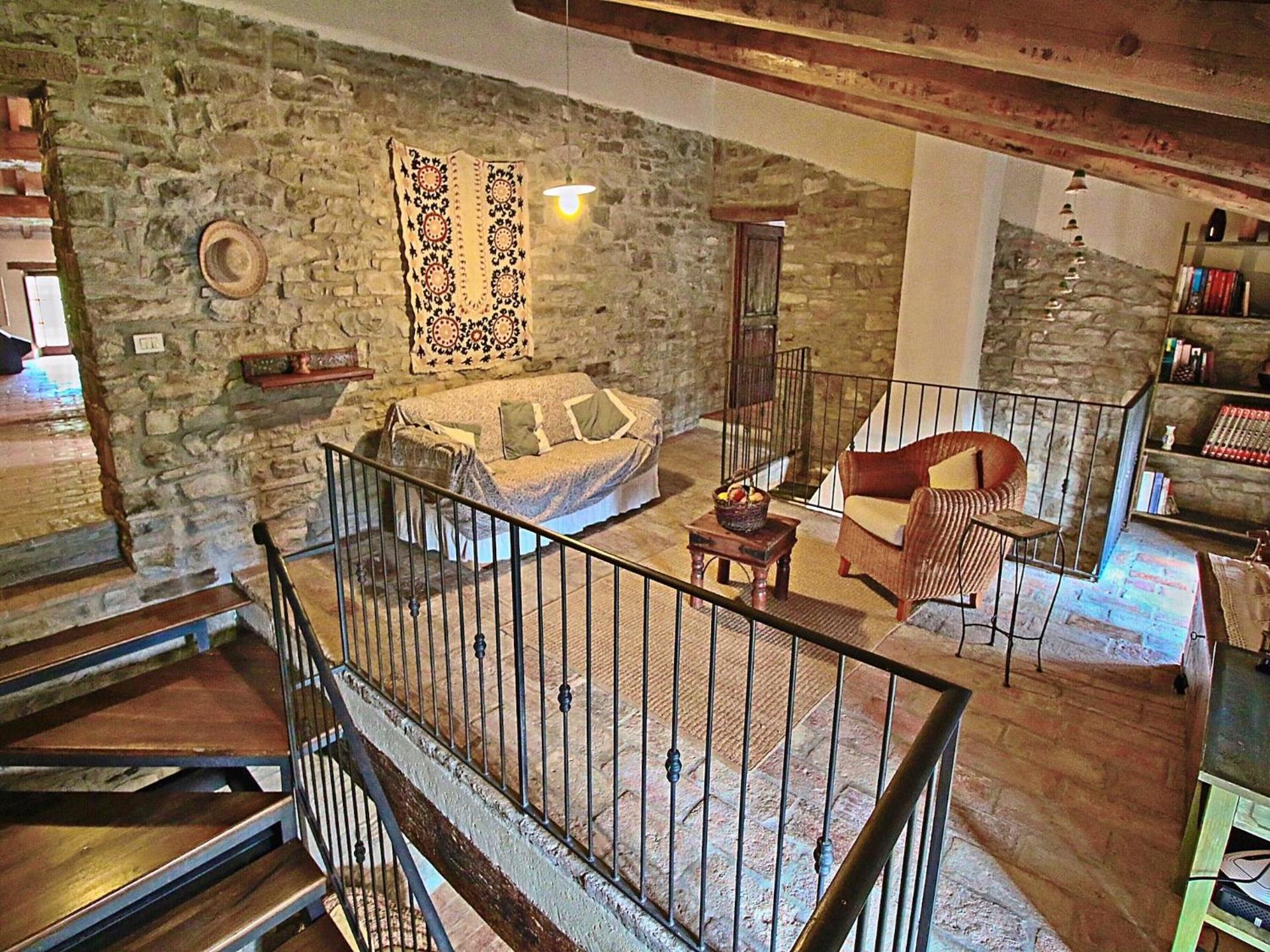 Spacious Farmhouse in Apecchio with Pool - Photo 30