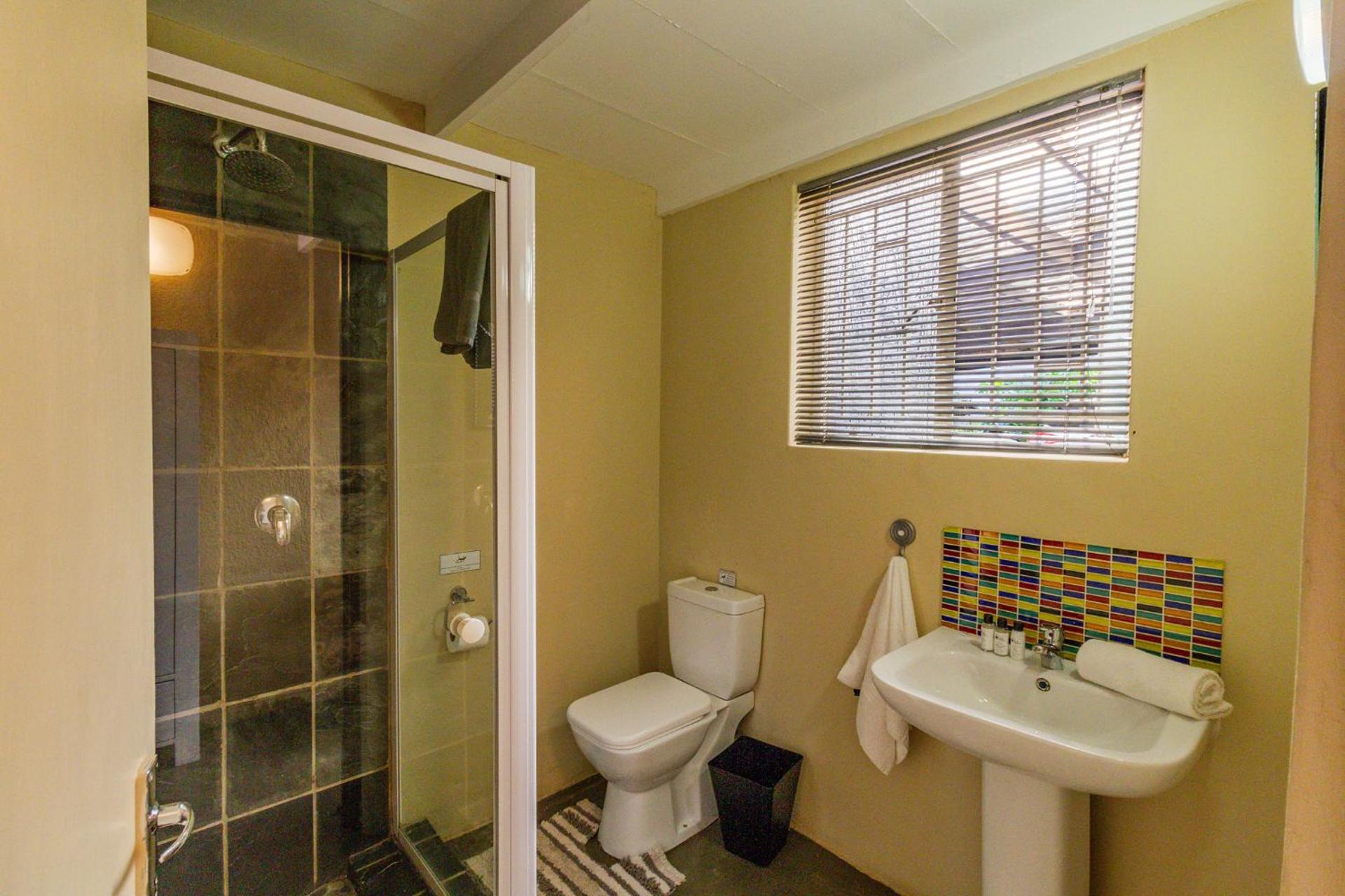 Pumleni Guesthouse - Photo 37