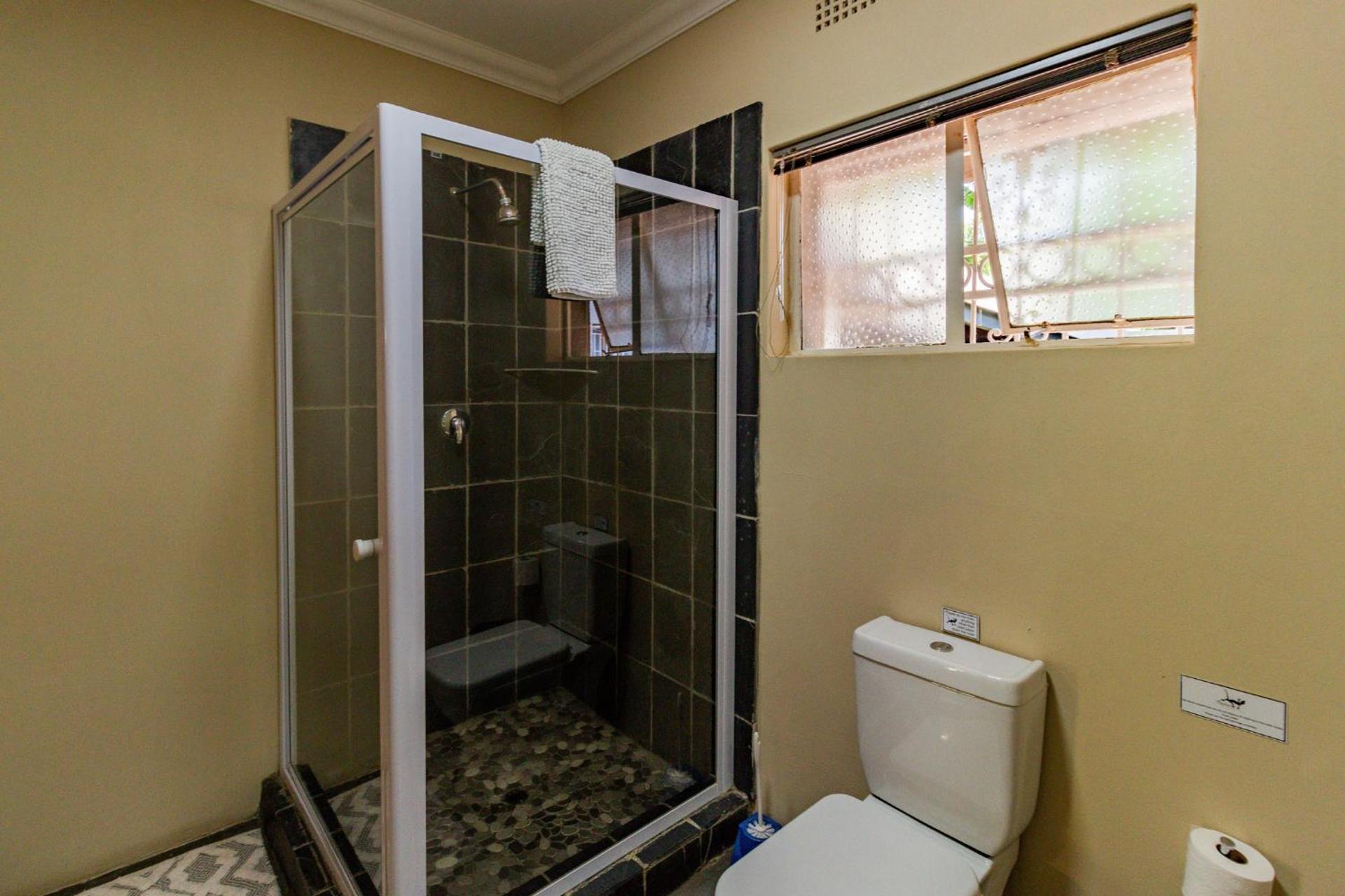 Pumleni Guesthouse - Photo 42