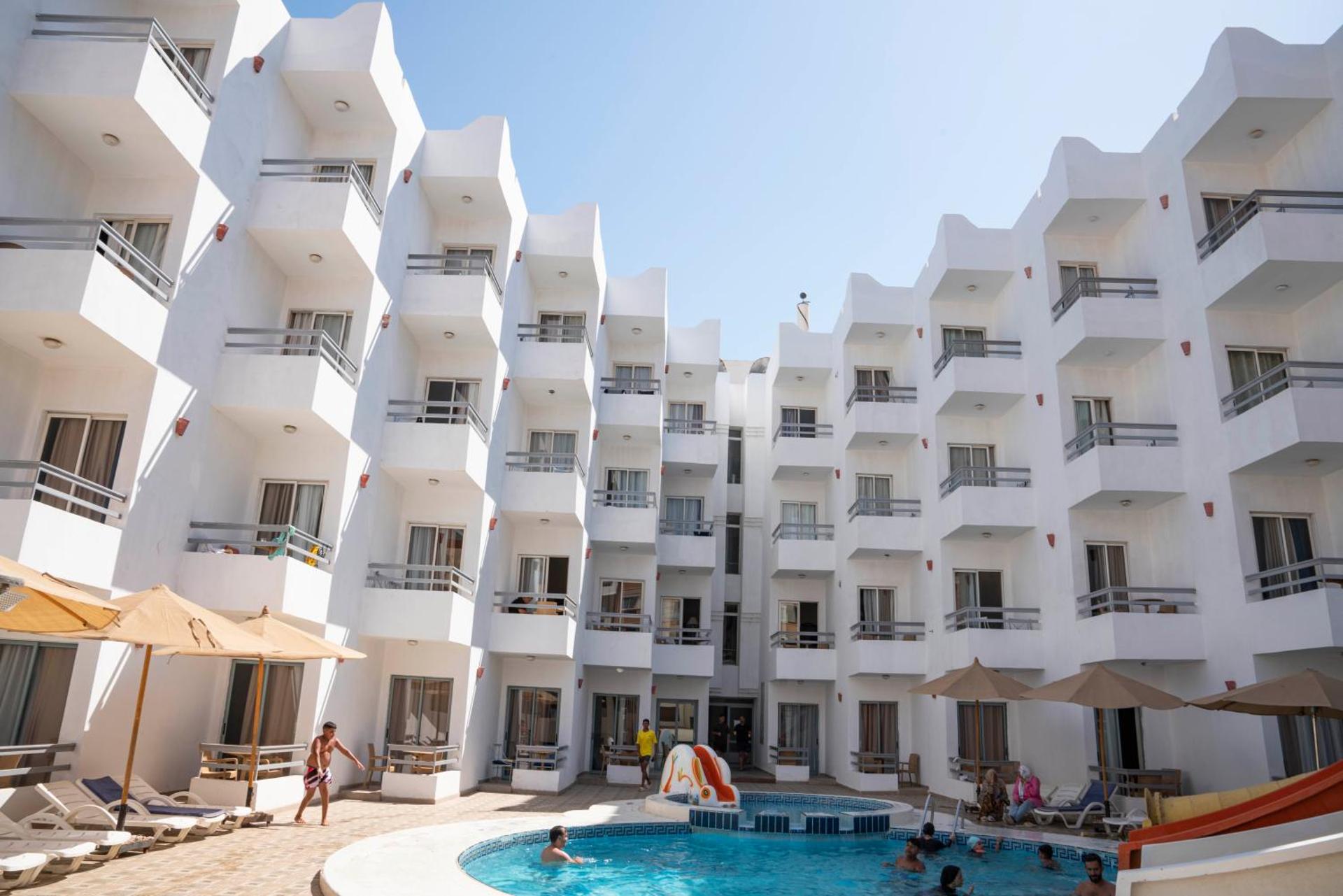 Roma Hotel - Photo 15