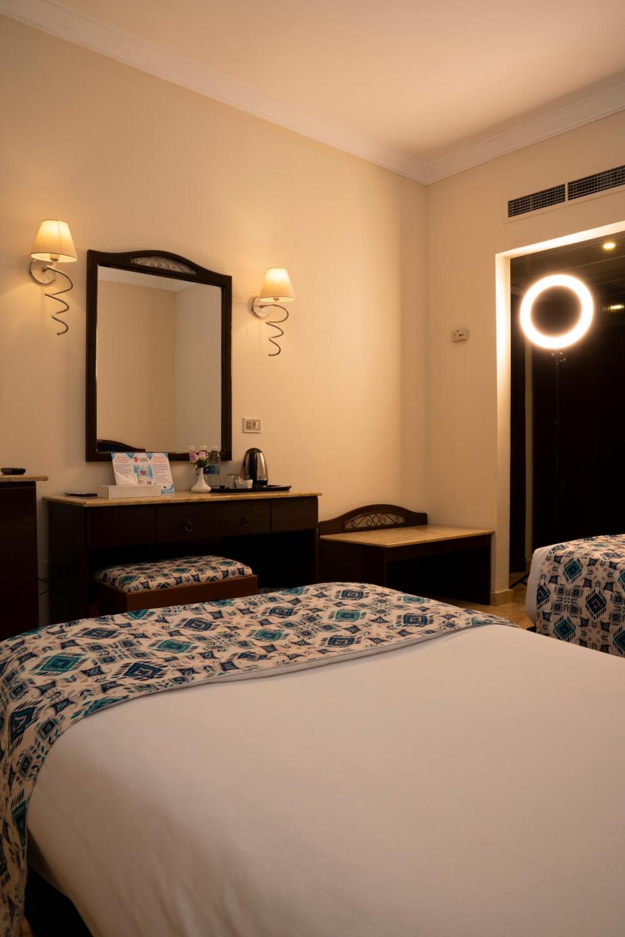 Roma Hotel - Photo 66