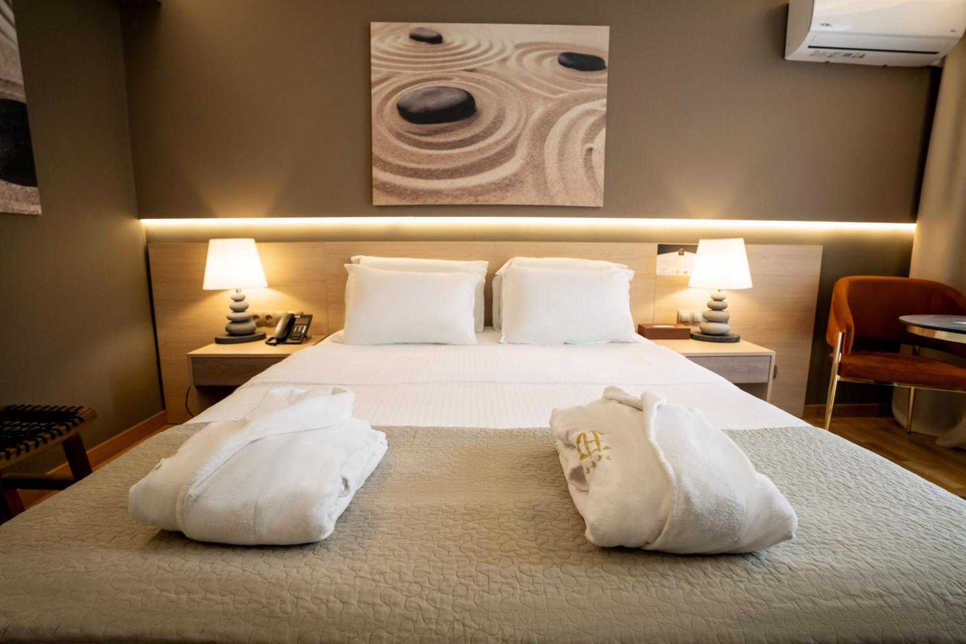 Coral Hotel Athens - Photo 53