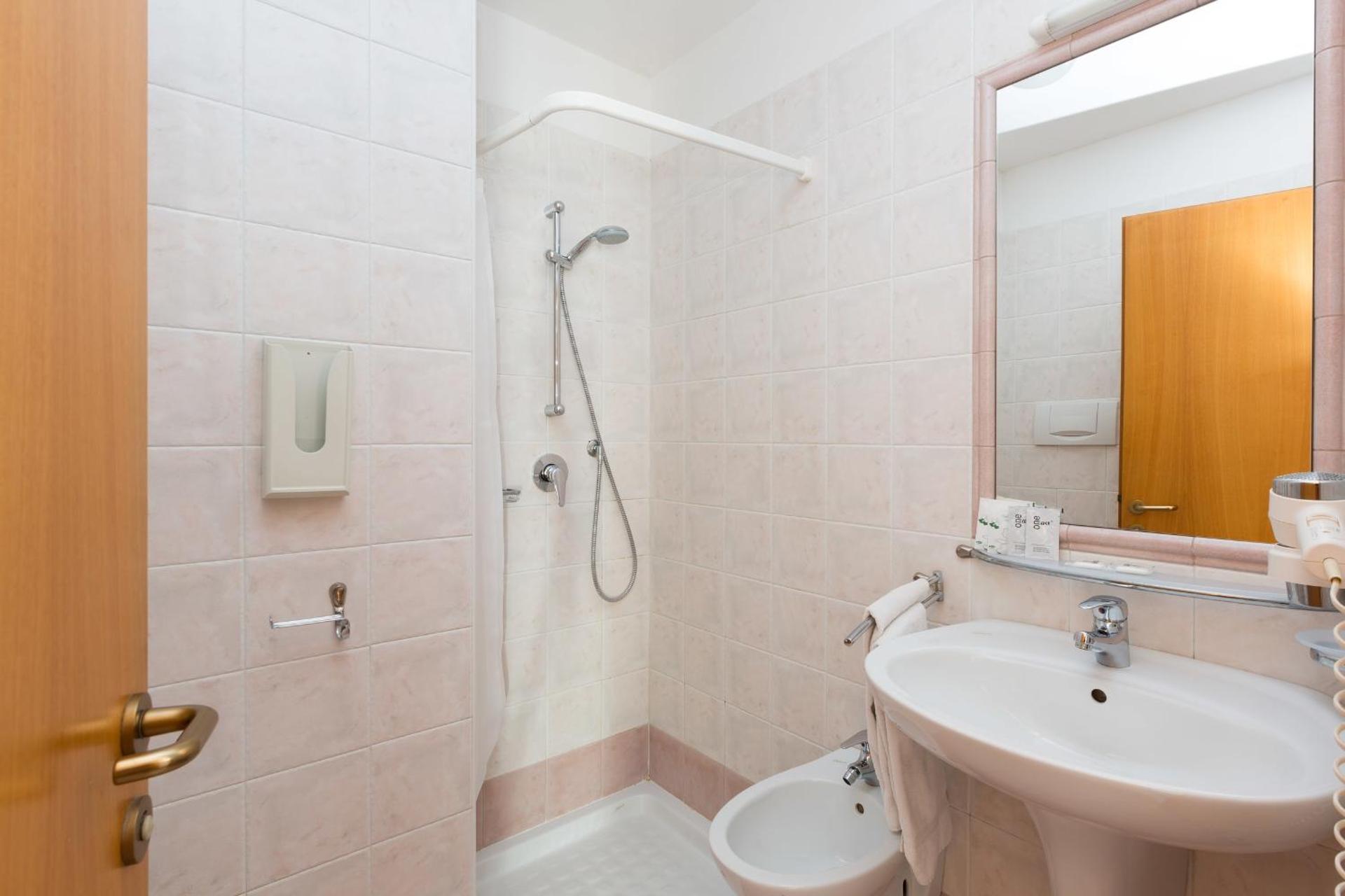 Hotel Antica Croce - Gardaslowemotion - Photo 14