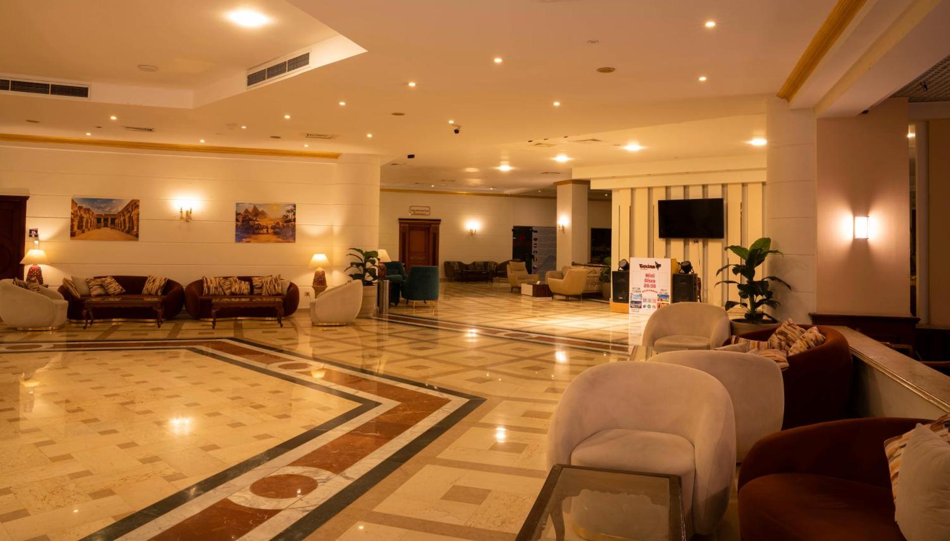 Roma Hotel - Photo 32