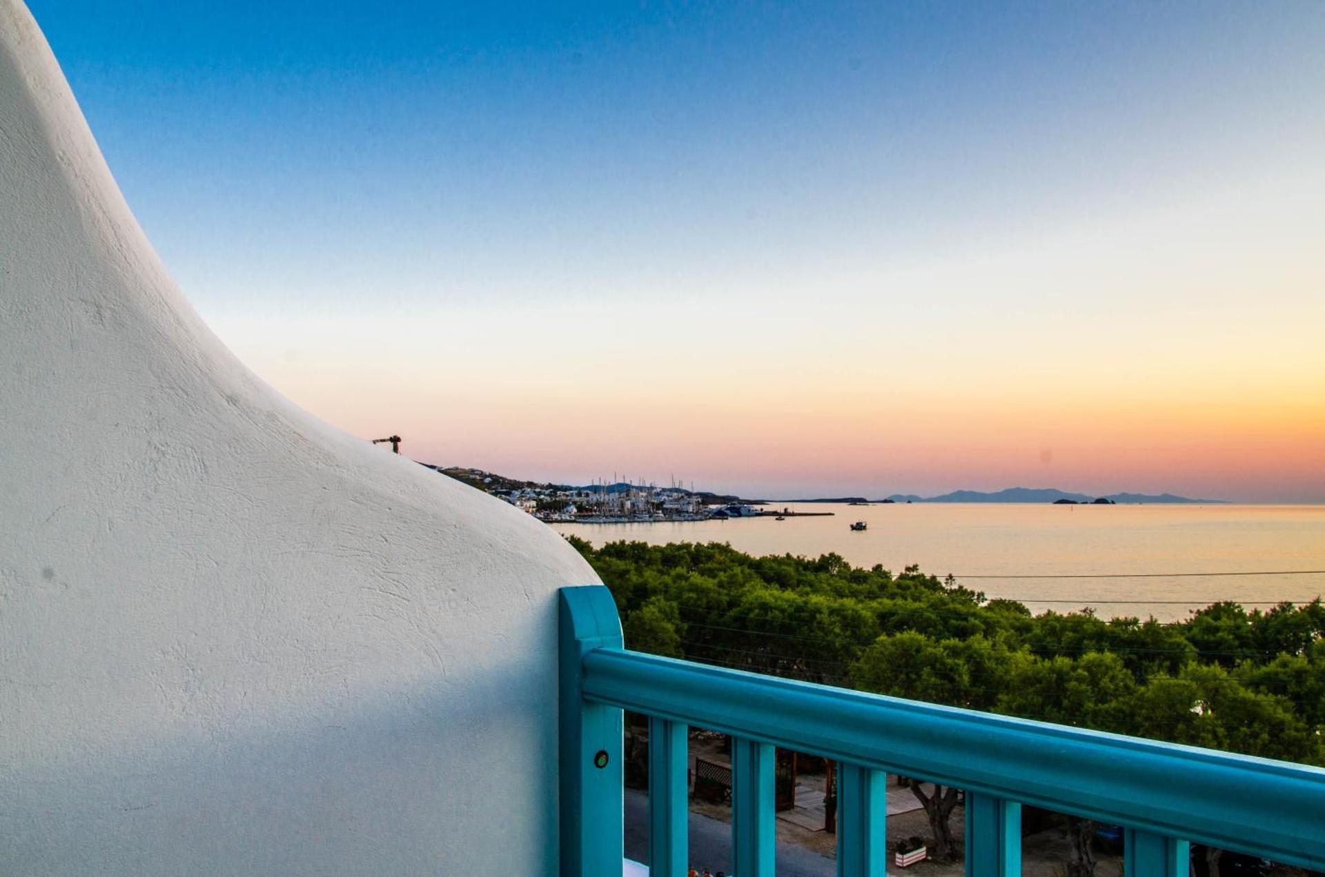 Triple Room with Balcony and Sea View