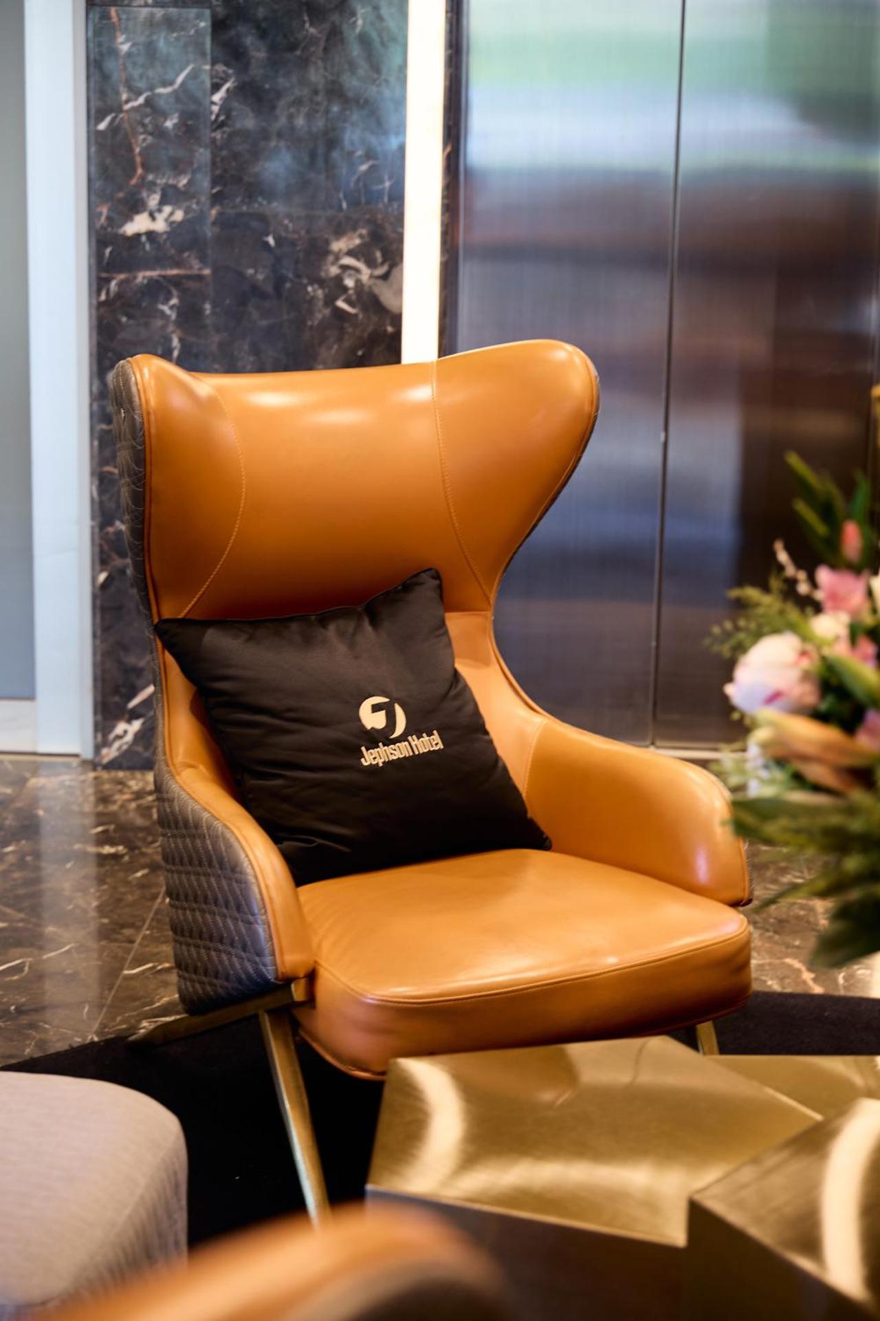 Jephson Hotel & Apartments - Photo 6