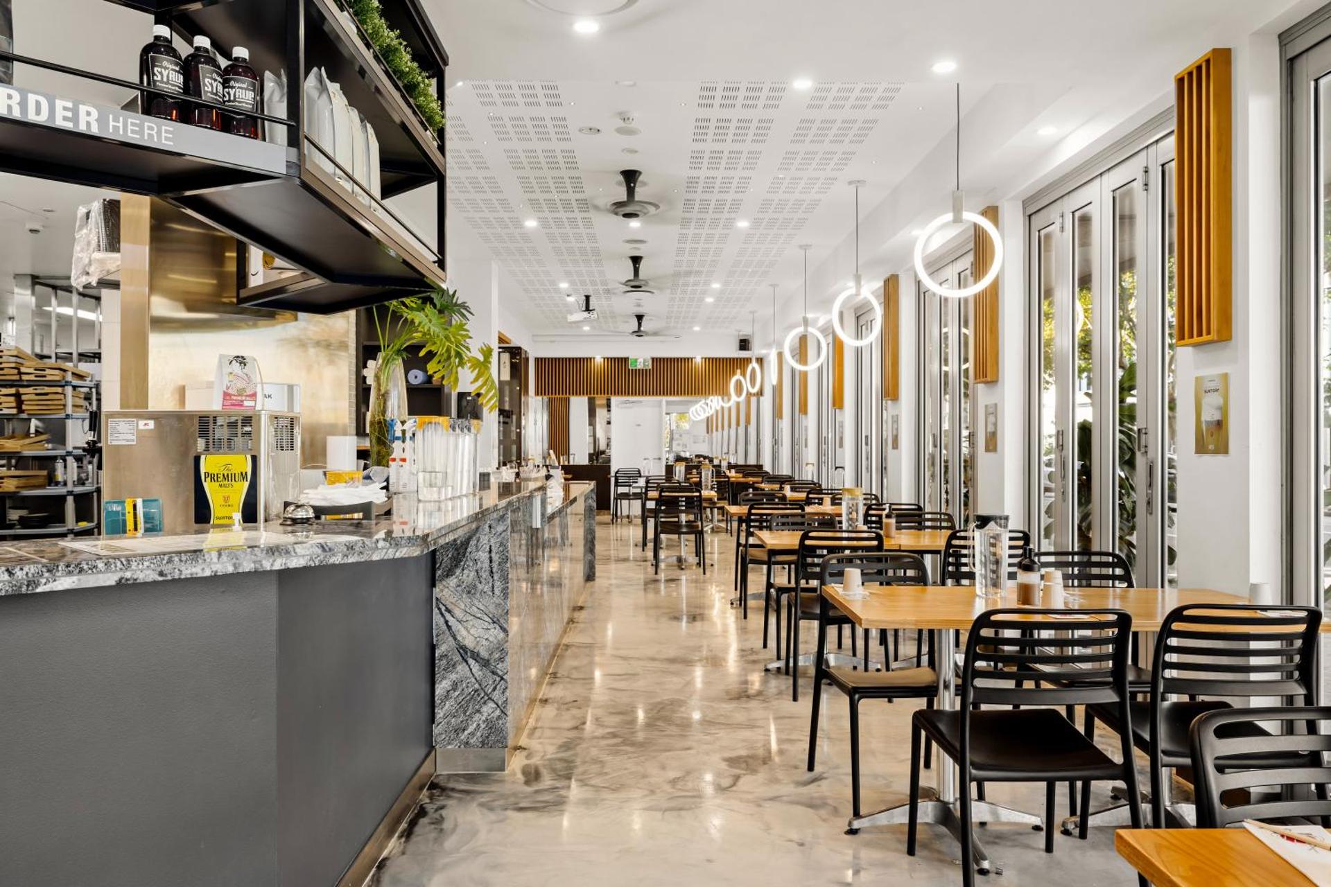 Jephson Hotel & Apartments - Photo 51