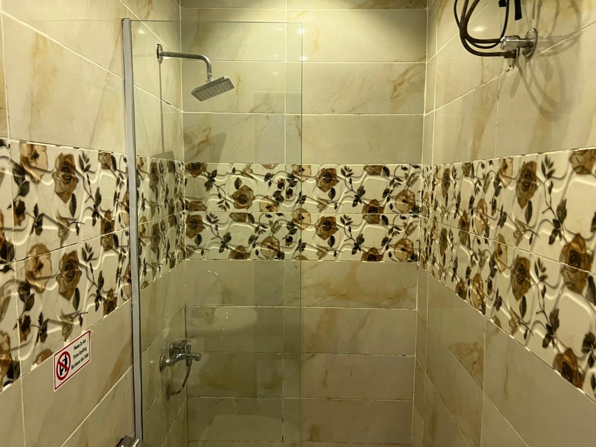 Osiris pyramids - Photo 70