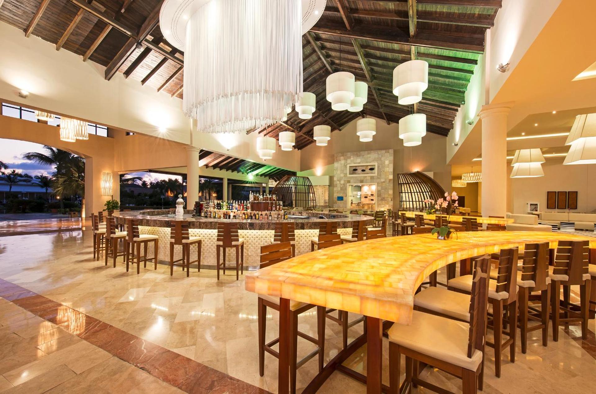 Ocean Blue & Sand Beach Resort - All Inclusive - Photo 43