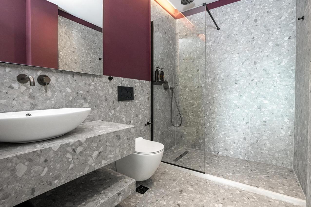 Acropolis View Luxury Apartments with Jacuzzi - Photo 15